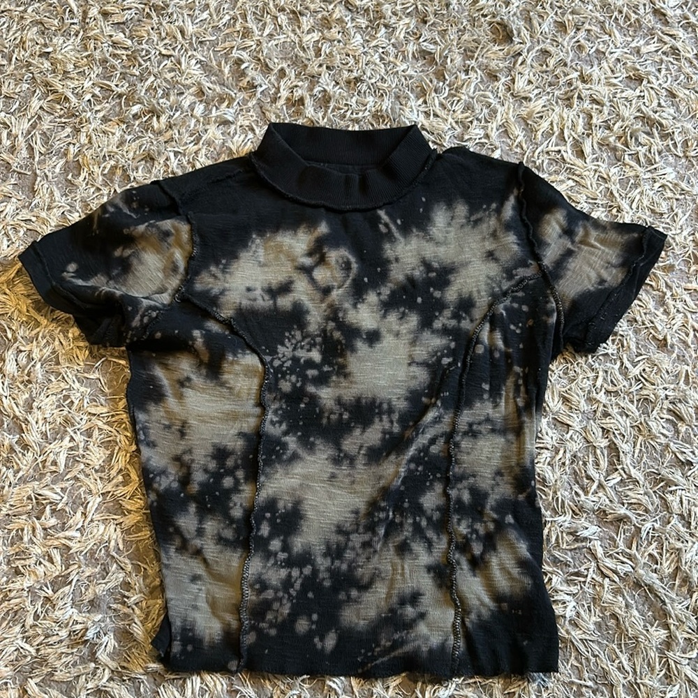 BDG navy and cream tie dye T shirt size medium